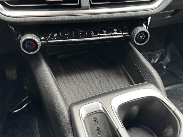 new 2026 Chevrolet Equinox EV car, priced at $32,795