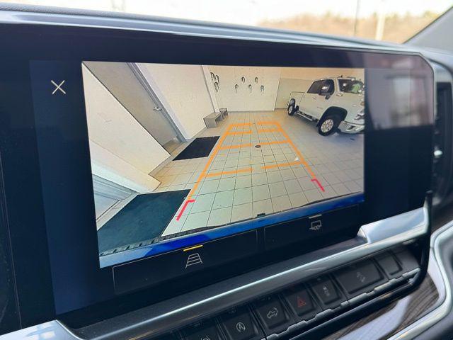 used 2022 Chevrolet Silverado 1500 car, priced at $41,990