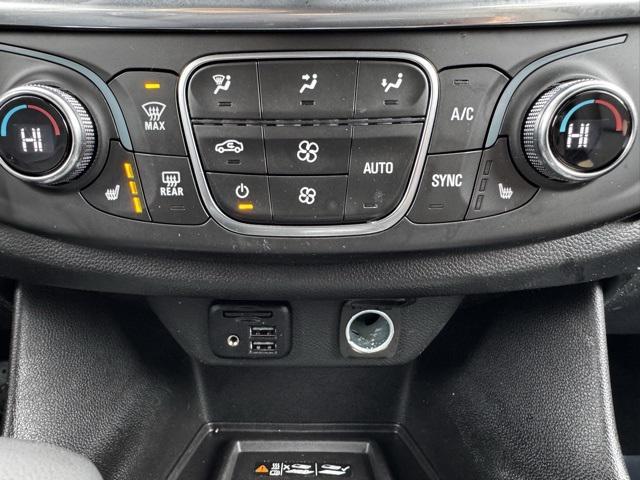 used 2023 Chevrolet Traverse car, priced at $32,450