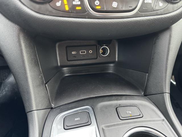 used 2023 Chevrolet Equinox car, priced at $21,595