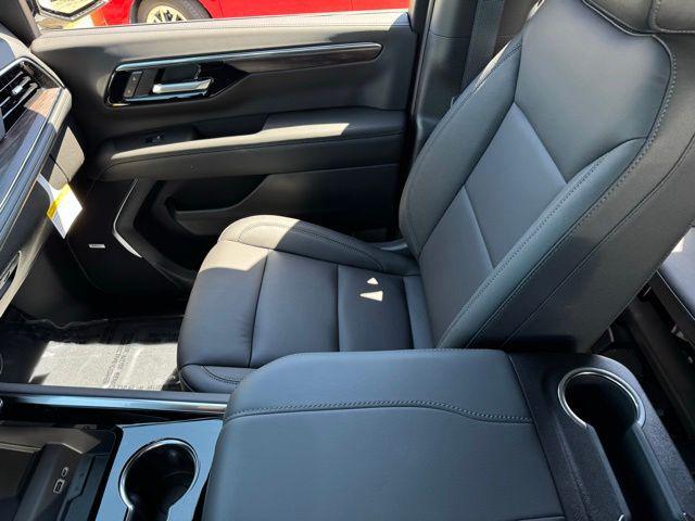 new 2026 Chevrolet Suburban car, priced at $74,620