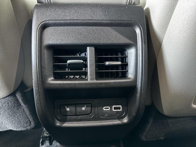 used 2020 Cadillac XT4 car, priced at $20,999