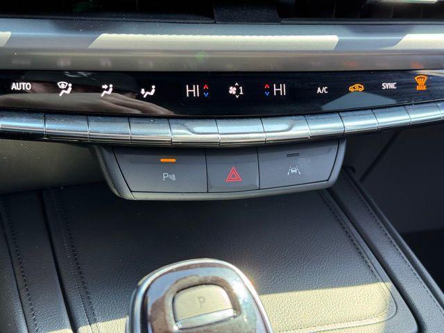 used 2025 Cadillac XT4 car, priced at $31,974