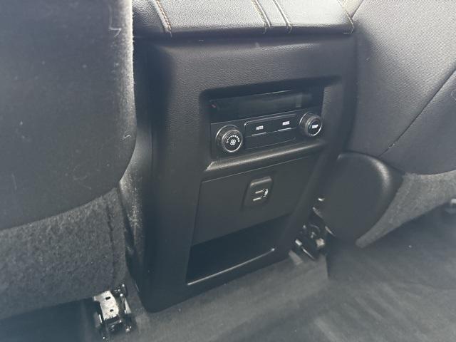 used 2021 Chevrolet Traverse car, priced at $22,990