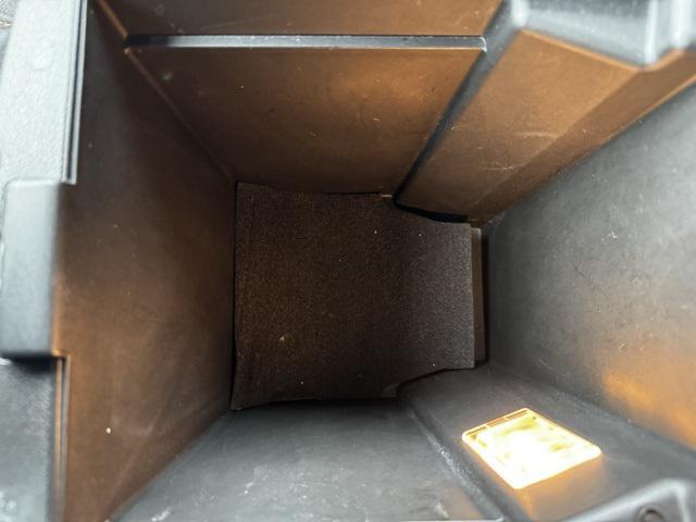 used 2021 Chevrolet Traverse car, priced at $22,990