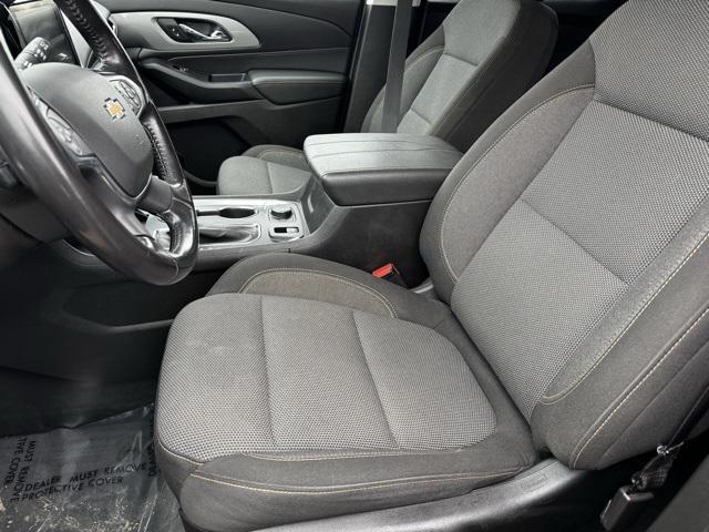used 2021 Chevrolet Traverse car, priced at $22,990
