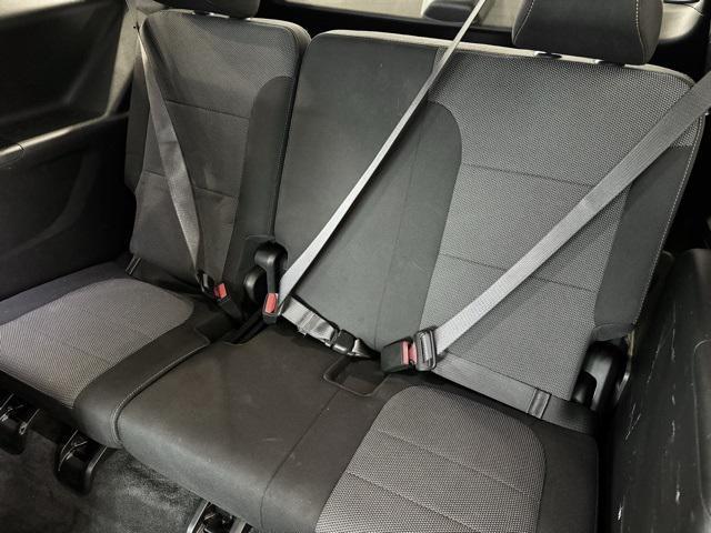 used 2021 Chevrolet Traverse car, priced at $22,990