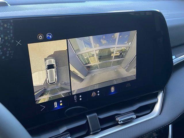 new 2026 Chevrolet Equinox car, priced at $32,090