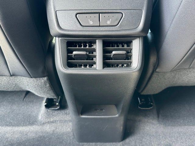 new 2026 Chevrolet Equinox car, priced at $38,365