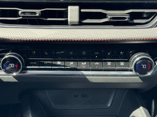 new 2026 Chevrolet Equinox car, priced at $38,365