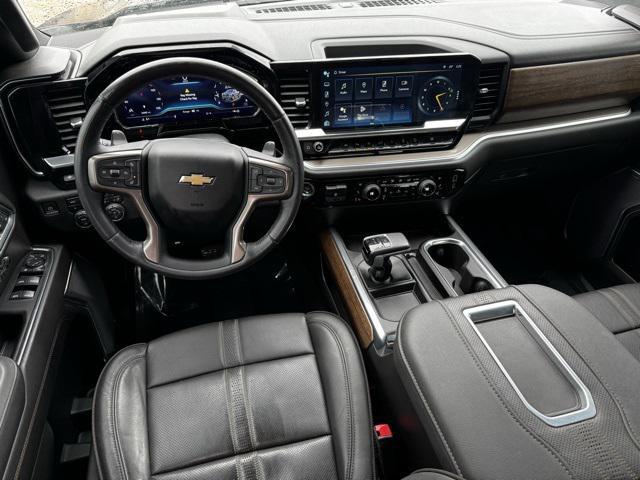used 2022 Chevrolet Silverado 1500 car, priced at $43,895