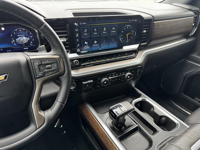 used 2022 Chevrolet Silverado 1500 car, priced at $43,895