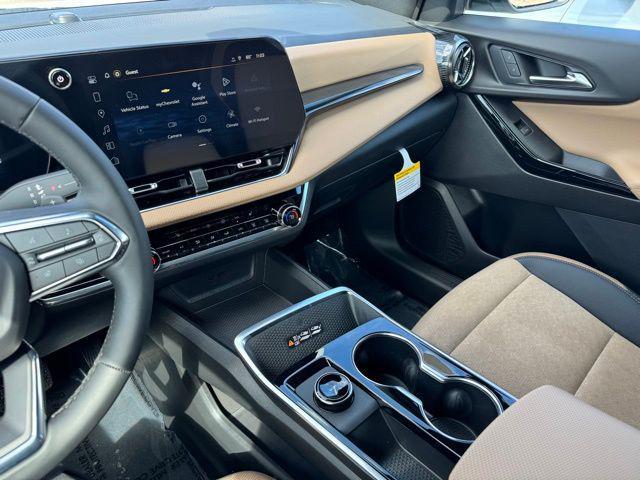 new 2026 Chevrolet Equinox car, priced at $36,590