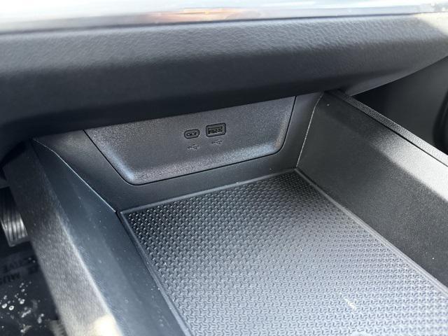 new 2026 Chevrolet Equinox car, priced at $31,795