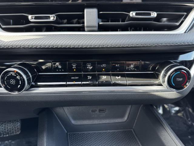 new 2026 Chevrolet Equinox car, priced at $31,795