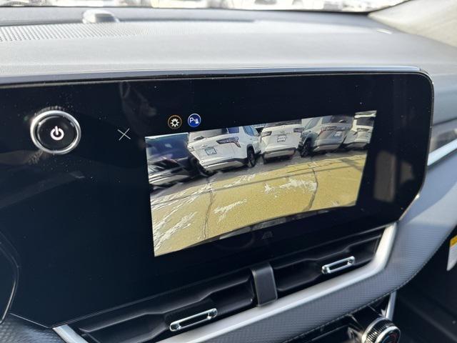 new 2026 Chevrolet Equinox car, priced at $31,795