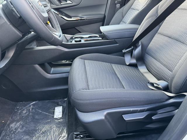 new 2026 Chevrolet Equinox car, priced at $31,795