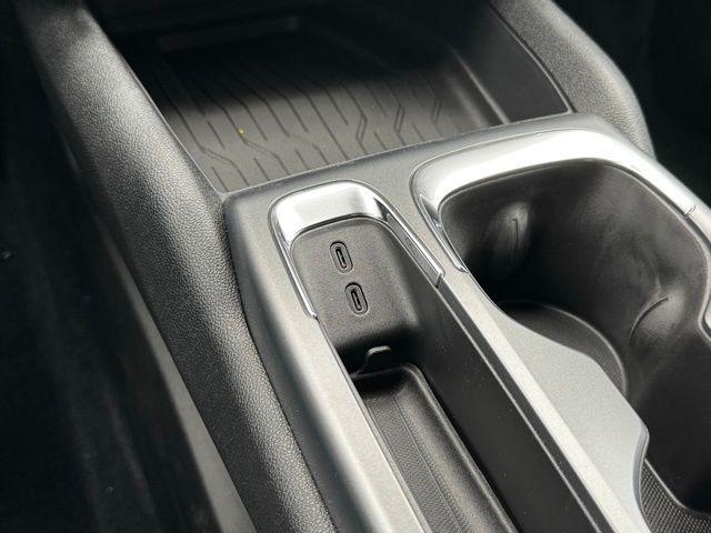 new 2026 Chevrolet Equinox EV car, priced at $32,795