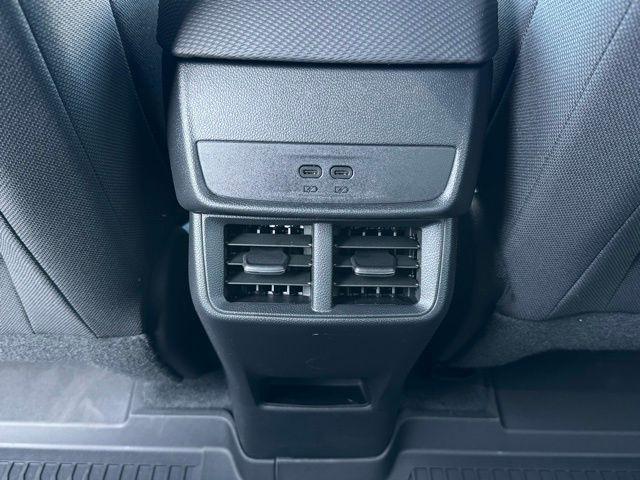 new 2026 Chevrolet Equinox car, priced at $32,740