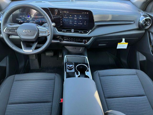 new 2026 Chevrolet Equinox car, priced at $32,740