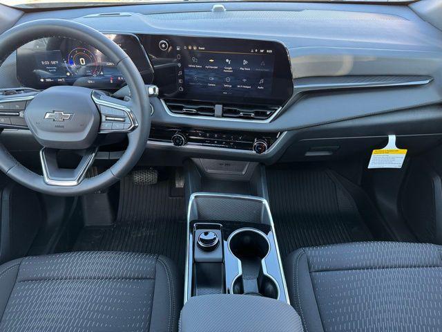 new 2026 Chevrolet Equinox car, priced at $32,740