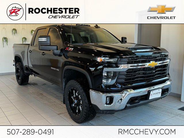 used 2025 Chevrolet Silverado 3500 car, priced at $58,999