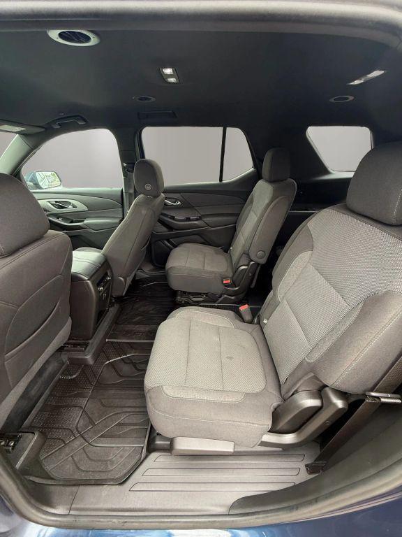 used 2023 Chevrolet Traverse car, priced at $20,888