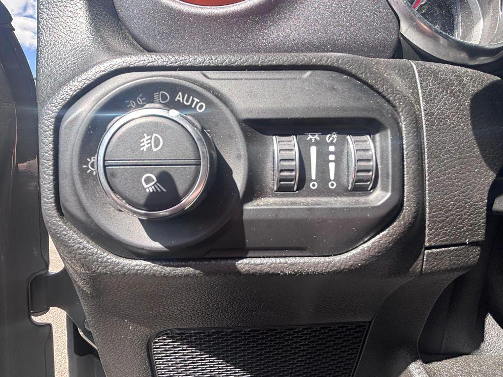used 2021 Jeep Gladiator car, priced at $33,995