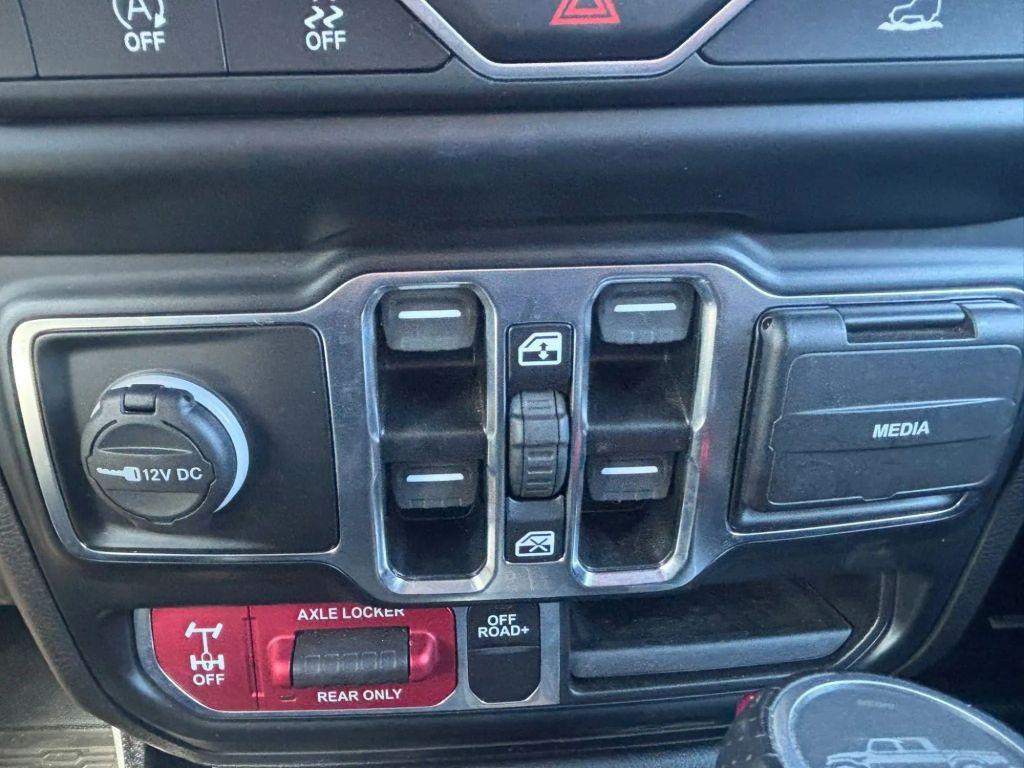 used 2021 Jeep Gladiator car, priced at $33,995