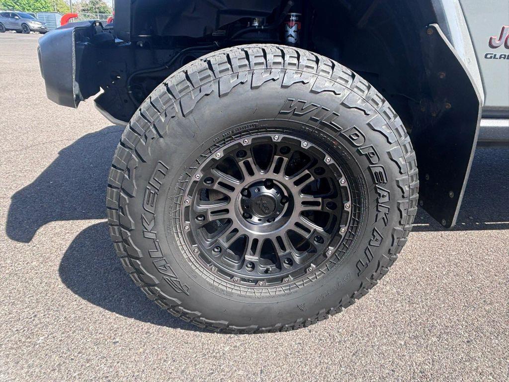 used 2021 Jeep Gladiator car, priced at $33,995