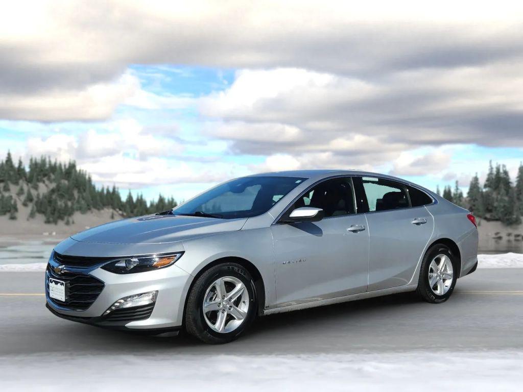 used 2022 Chevrolet Malibu car, priced at $10,995