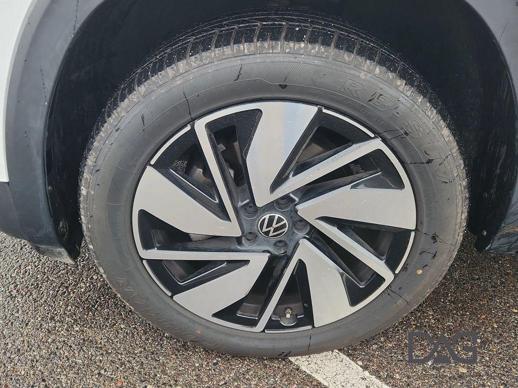 used 2024 Volkswagen Atlas car, priced at $24,995