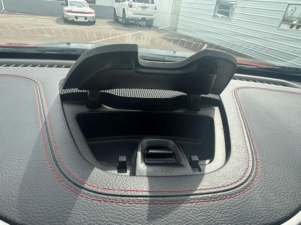 used 2017 Jeep Cherokee car, priced at $12,995