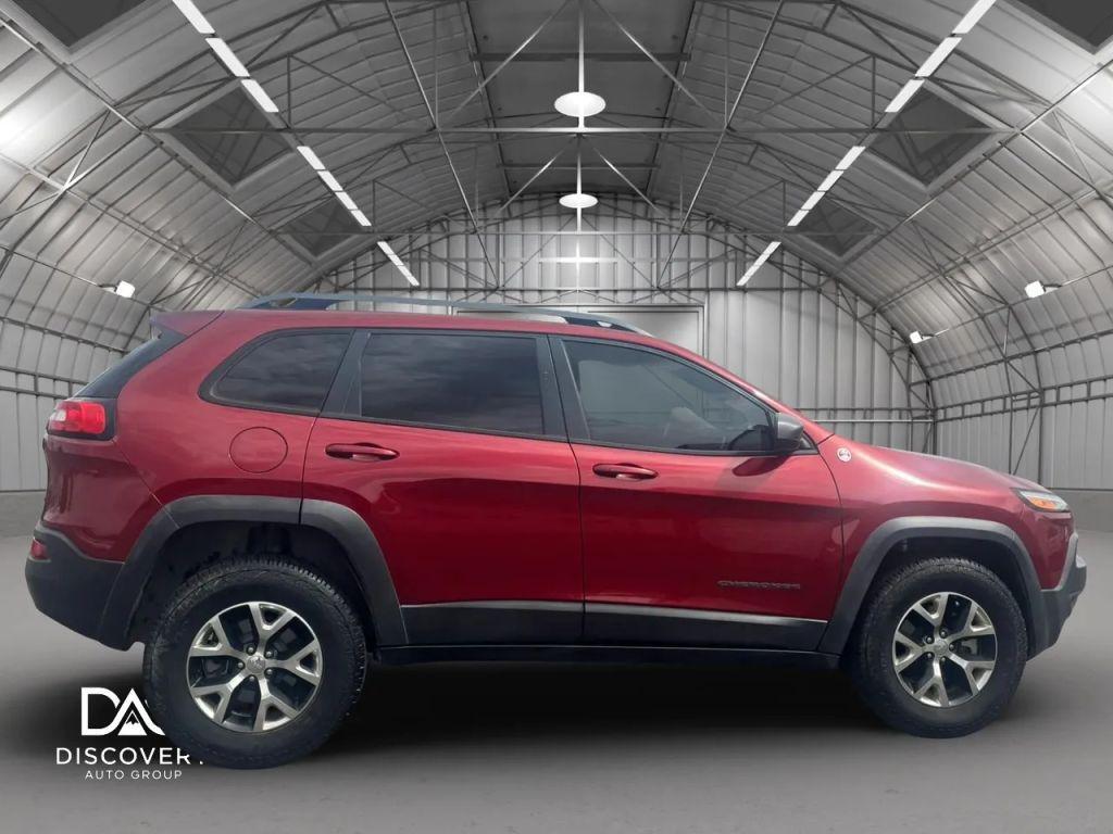 used 2017 Jeep Cherokee car, priced at $12,995