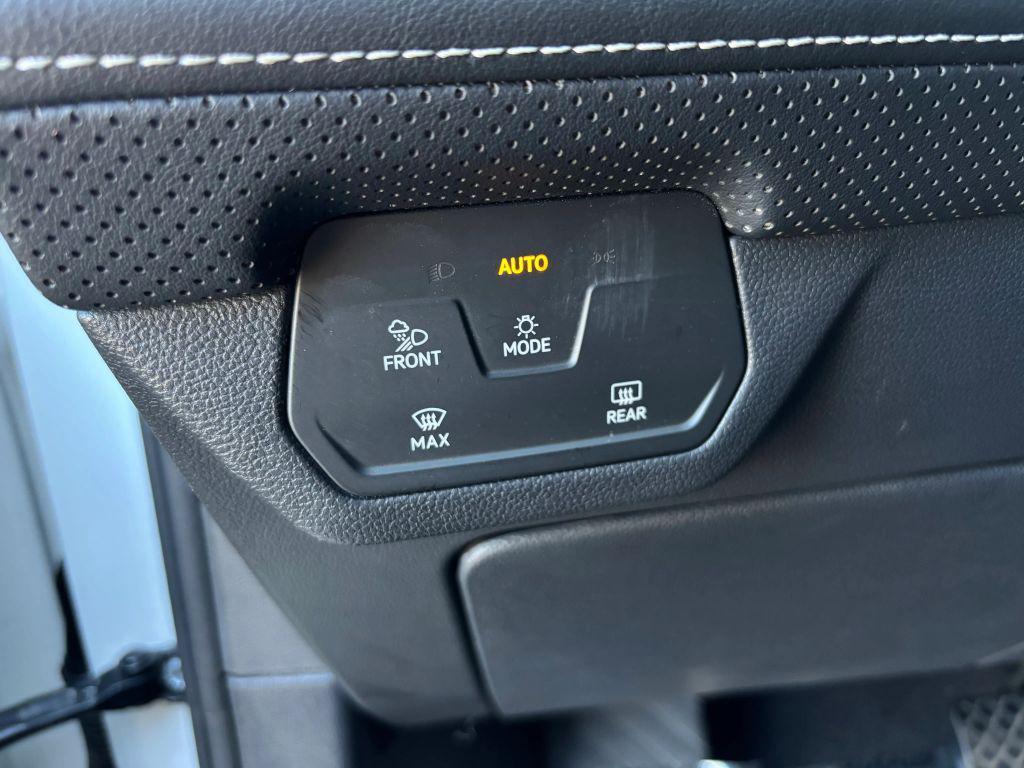 used 2024 Volkswagen Atlas car, priced at $29,995