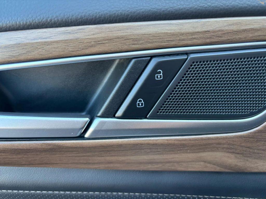 used 2024 Volkswagen Atlas car, priced at $29,995