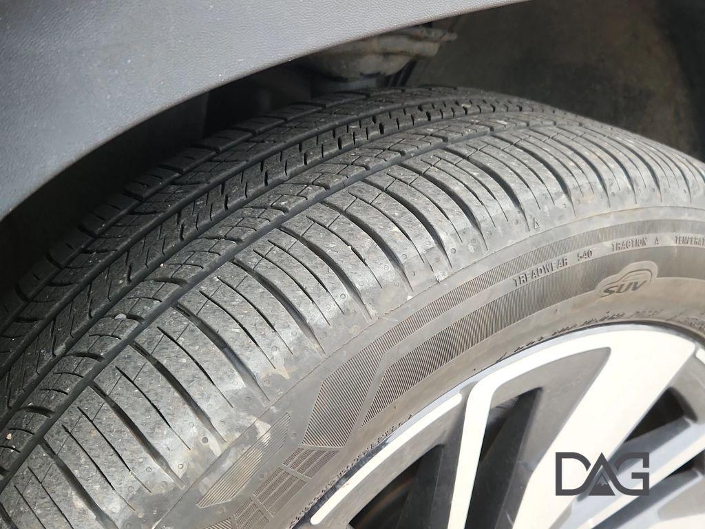 used 2024 Volkswagen Atlas car, priced at $28,995