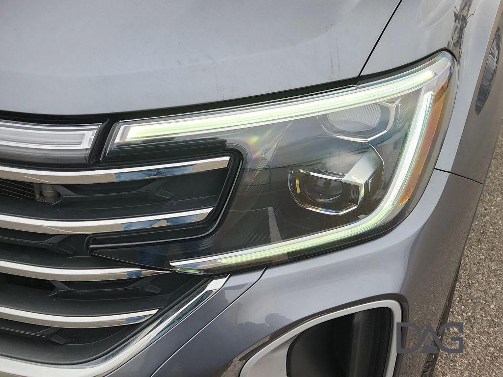 used 2024 Volkswagen Atlas car, priced at $28,995