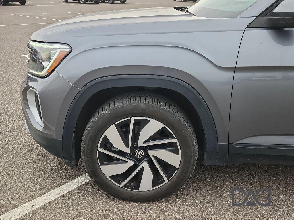 used 2024 Volkswagen Atlas car, priced at $28,995