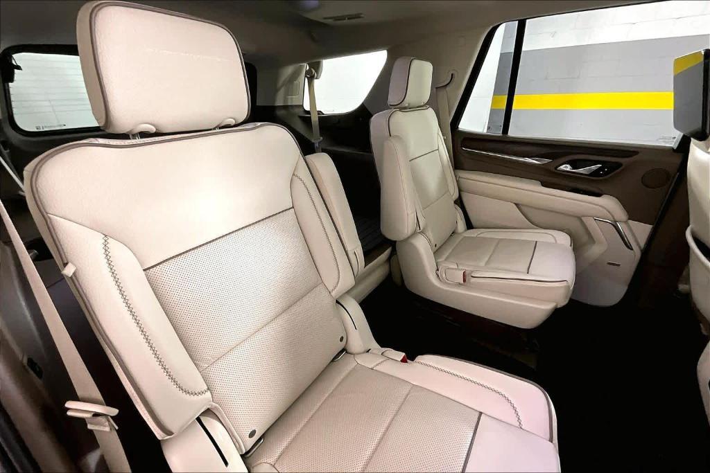 used 2021 GMC Yukon car, priced at $44,695