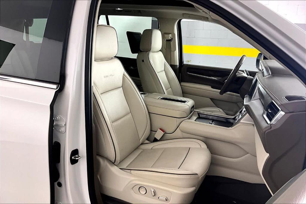 used 2021 GMC Yukon car, priced at $44,695