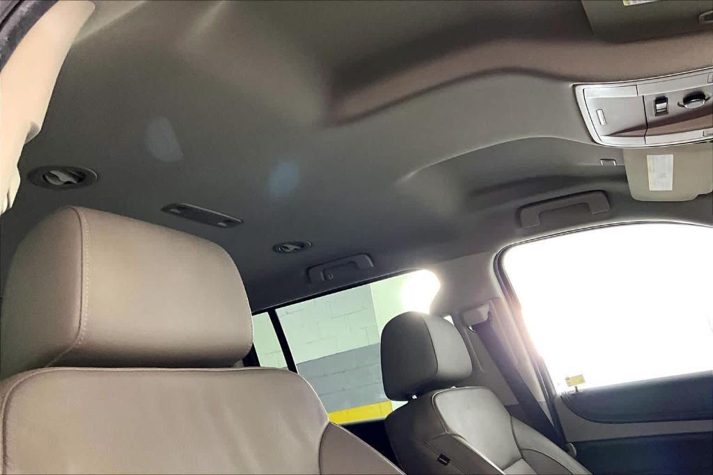 used 2017 Chevrolet Suburban car, priced at $18,070