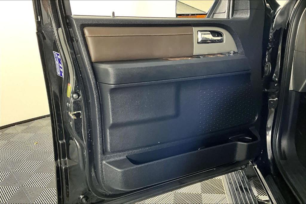 used 2015 Ford Expedition car, priced at $16,625