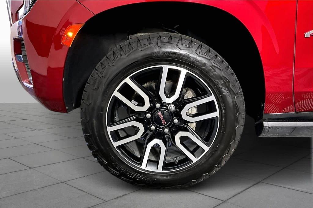 used 2023 GMC Yukon car, priced at $44,995