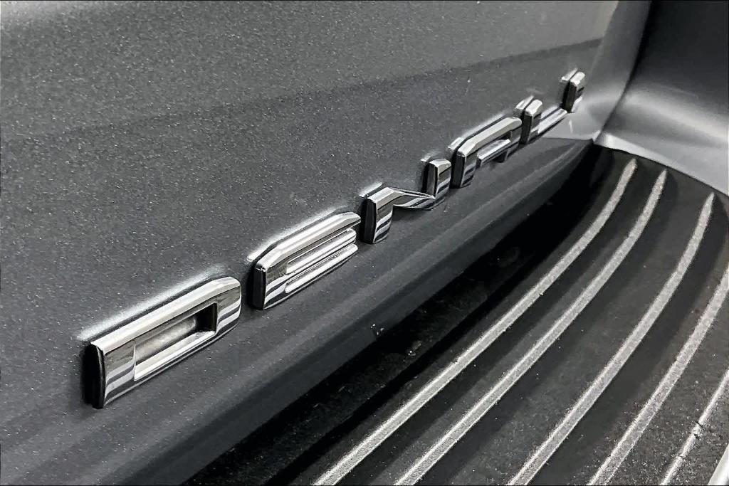 used 2023 GMC Yukon car, priced at $60,985