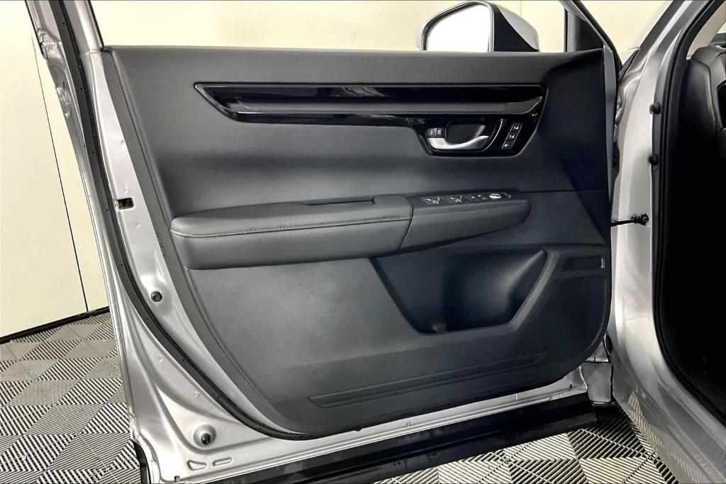 used 2024 Honda CR-V car, priced at $26,795