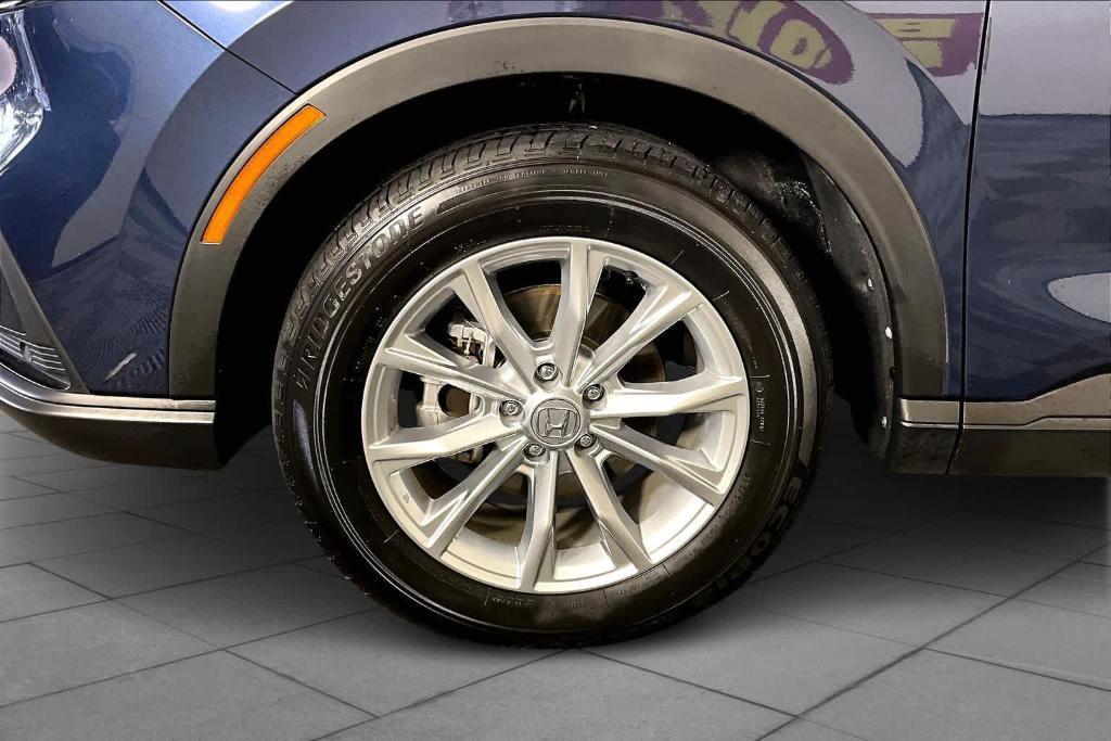 used 2025 Honda CR-V car, priced at $31,595