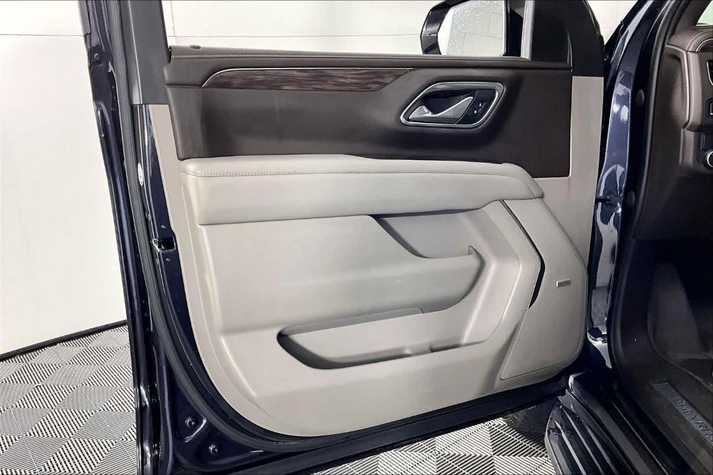 used 2022 Chevrolet Suburban car, priced at $34,995