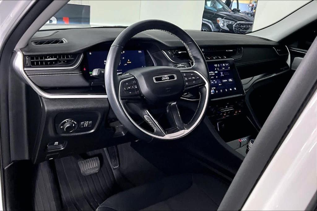 used 2021 Jeep Grand Cherokee L car, priced at $26,995