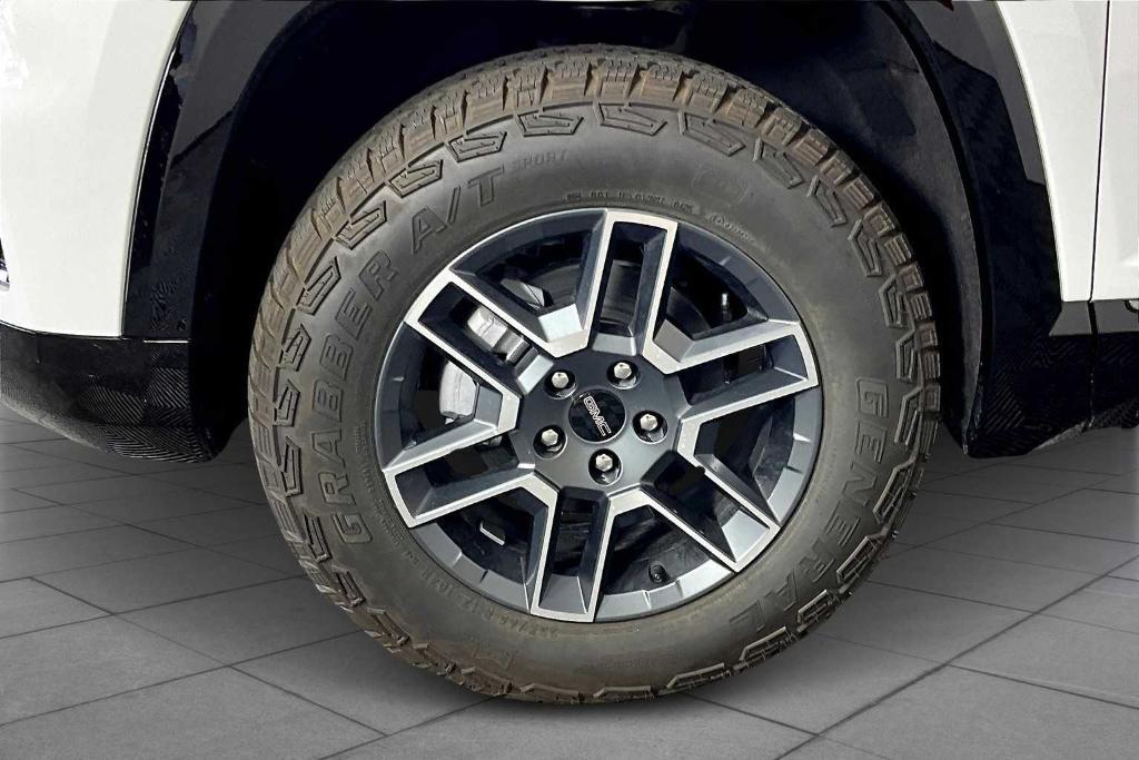 new 2026 GMC Terrain car, priced at $39,411